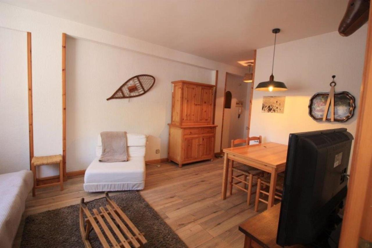 Apartamentos Sapporo III Vielha Bagian luar foto